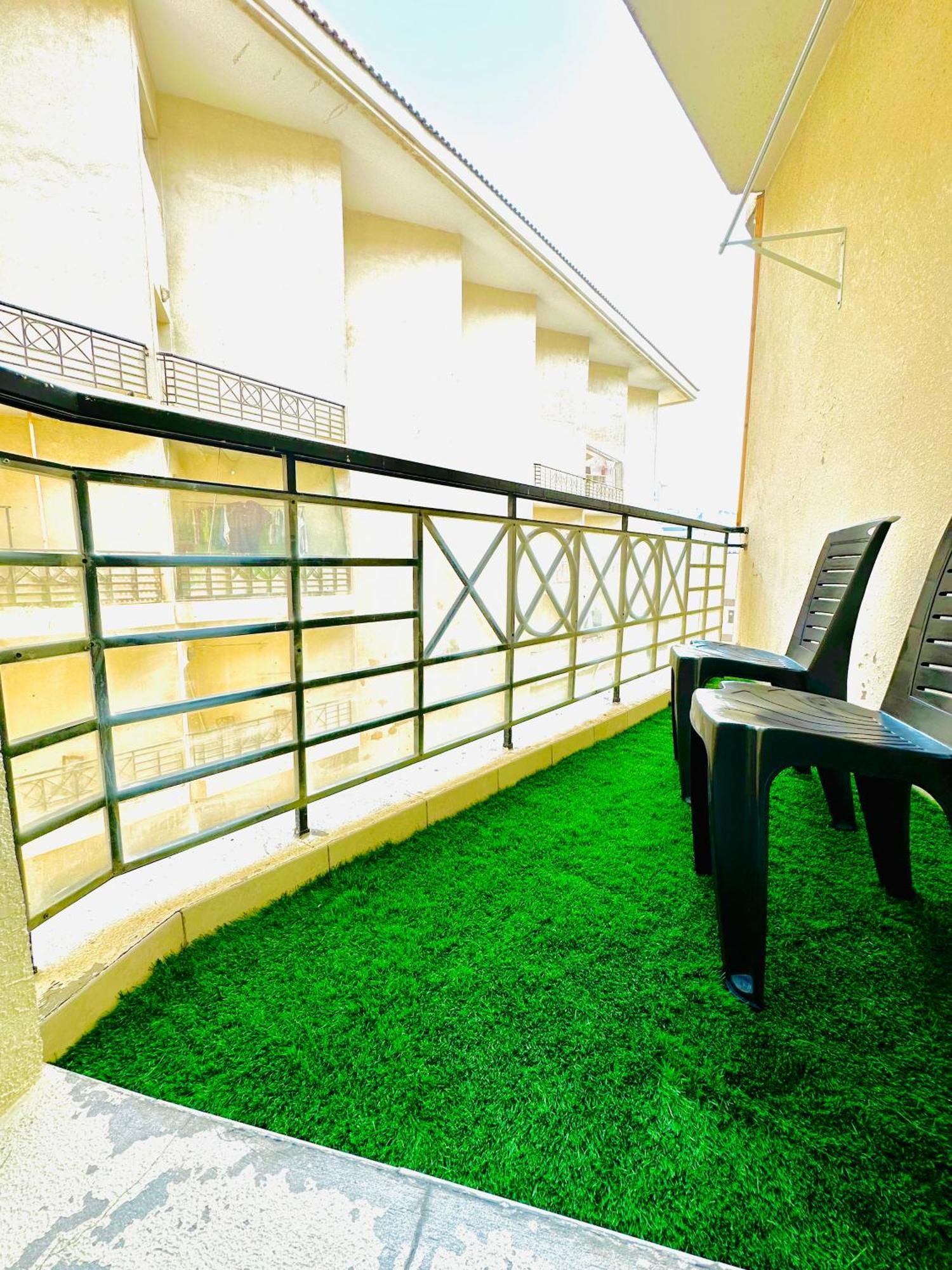 Vip Residence - Ladies Only Dubai Bagian luar foto